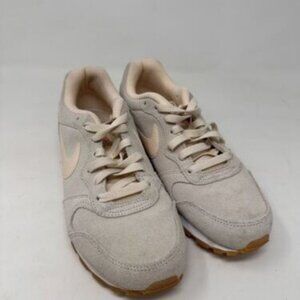 Nike MD Runner Guava Ice Gum 2021 Women’s Size 8 Athletic Shoes AQ9121-801